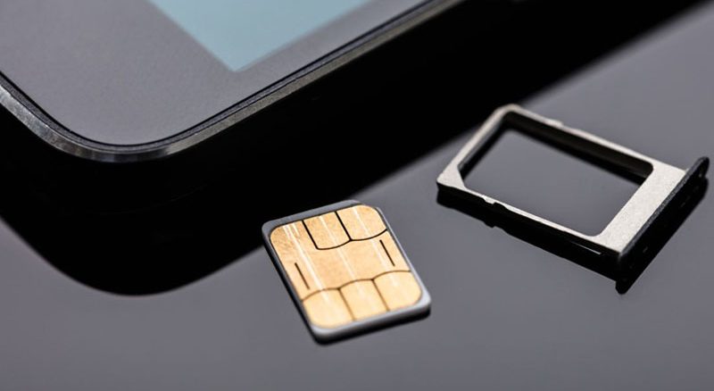 imei-tren-khay-sim-khong-trung-voi-may